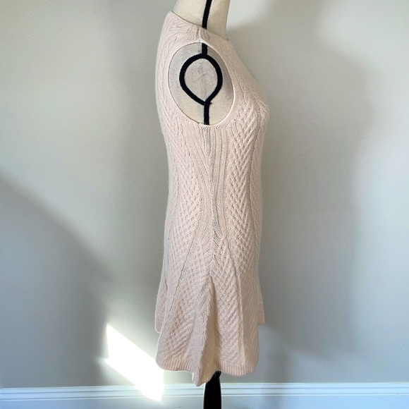 J.O.A. Angora knit dress - Picture 4 of 10